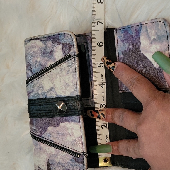 Wallet - Picture 4 of 6